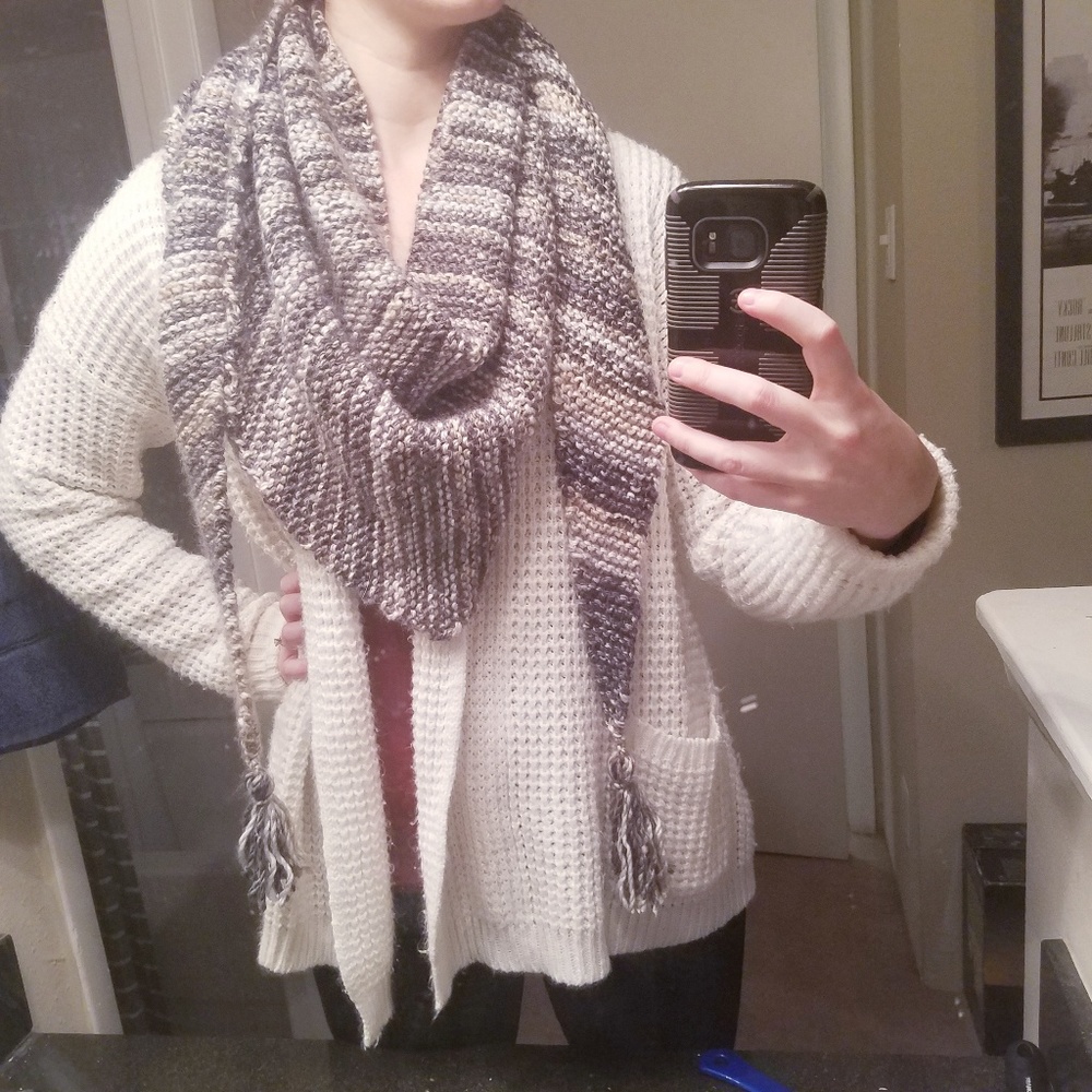 Triangle scarf